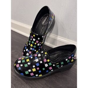 Easy Works by Easy Street Slip Resistant Work Shoes - Geometric Black Size 10M